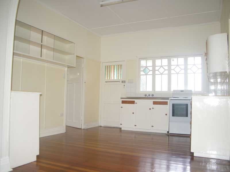 23 Hooper Street, West Ipswich QLD 4305