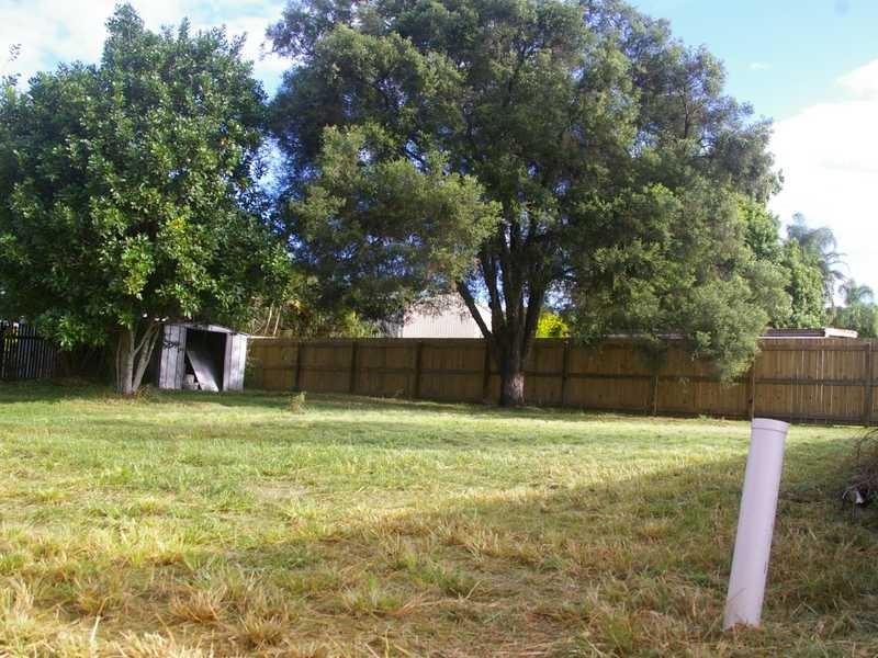 12 Thomas Street, Sadliers Crossing QLD 4305