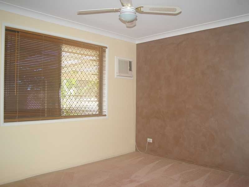 8 Nigel Street, Redbank Plains QLD 4301