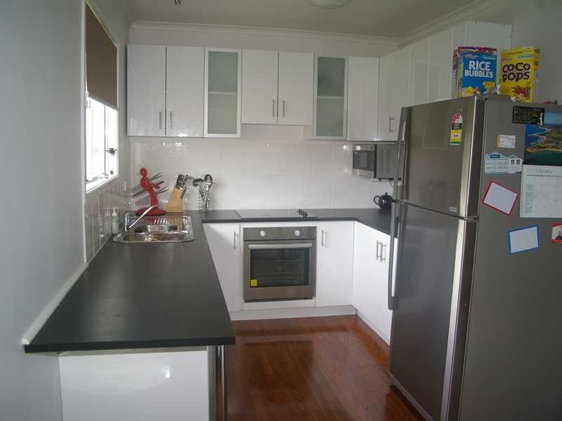 Flinders View QLD 4305