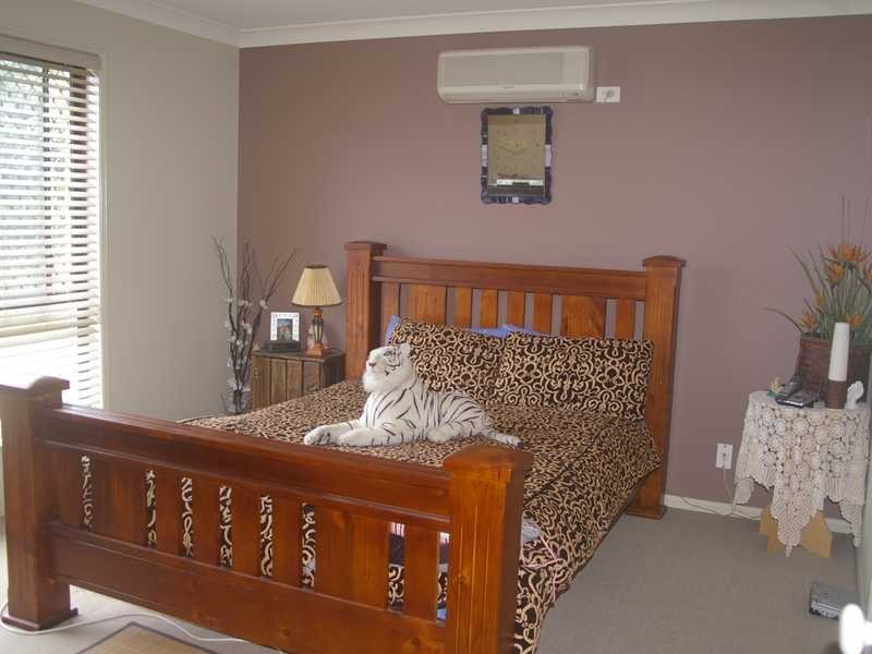 Flinders View QLD 4305