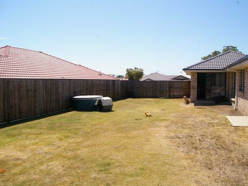 13 Tea Tree Place, Raceview QLD 4305