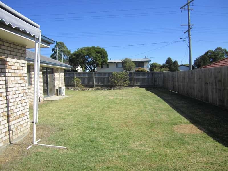 13 Tea Tree Place, Raceview QLD 4305