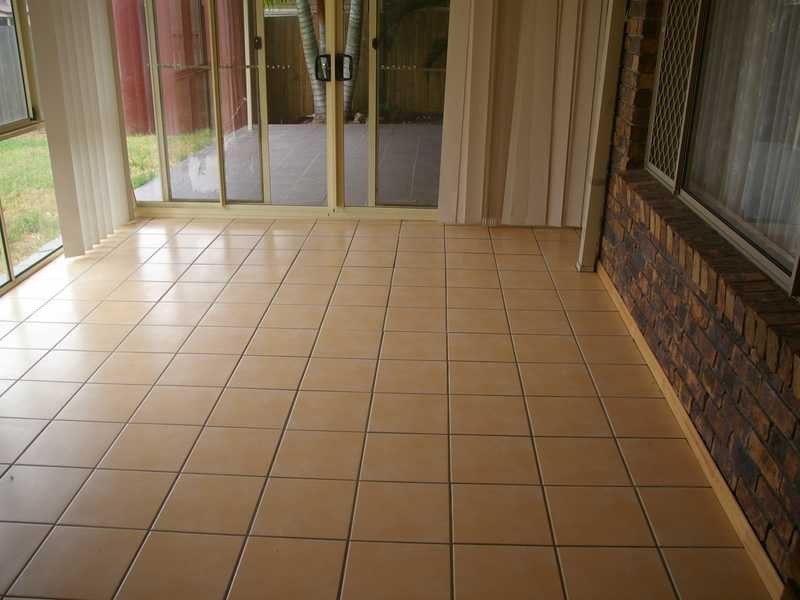 Flinders View QLD 4305