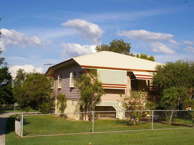 Newtown QLD 4305