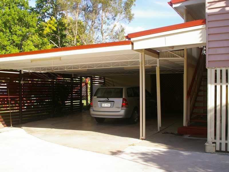 Newtown QLD 4305