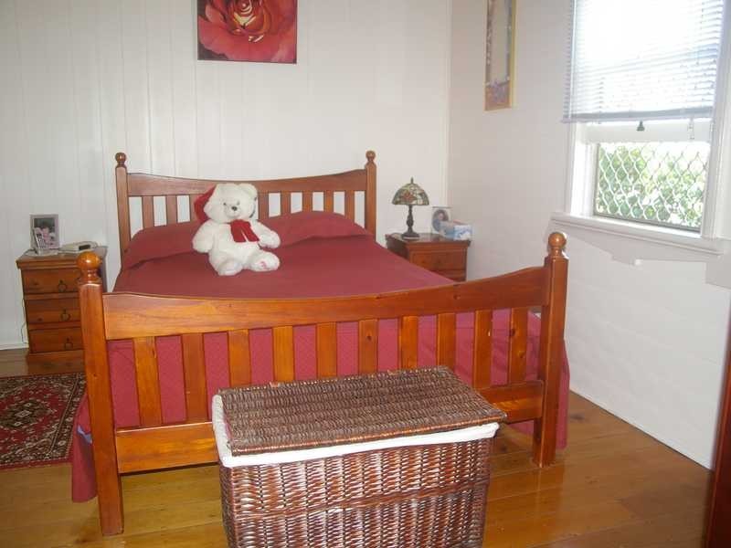 Newtown QLD 4305