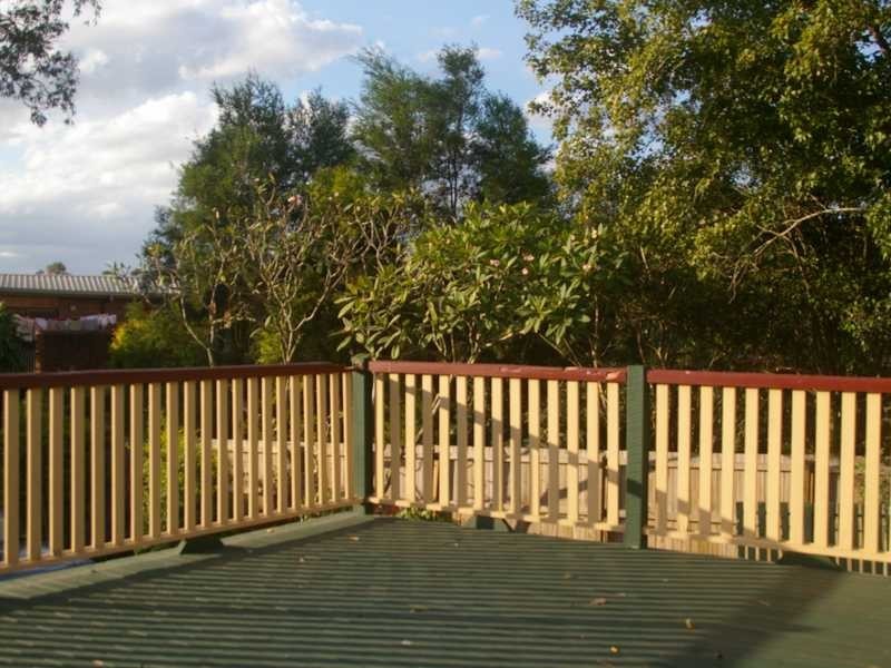 24 Brisbane Road, Dinmore QLD 4303