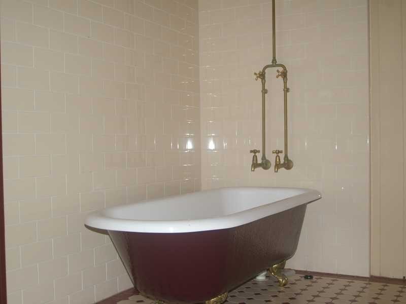 24 Brisbane Road, Dinmore QLD 4303