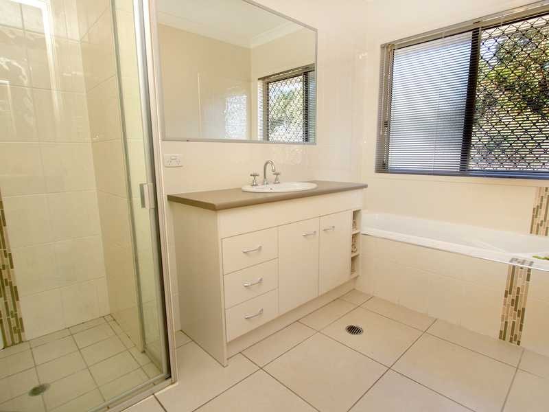 Pine Mountain QLD 4306