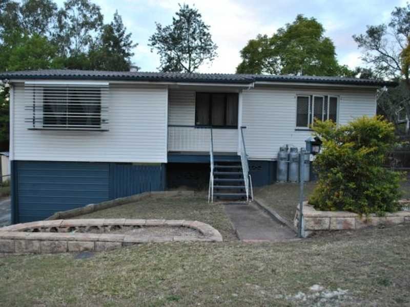 16 Caroline Street, Riverview QLD 4303