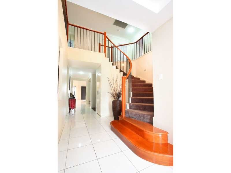 16 Frederick Street, Moggill QLD 4070