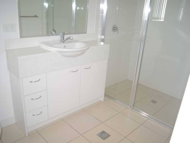 North Booval QLD 4304