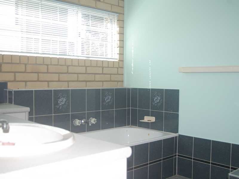 21 Marian Street, Booval QLD 4304