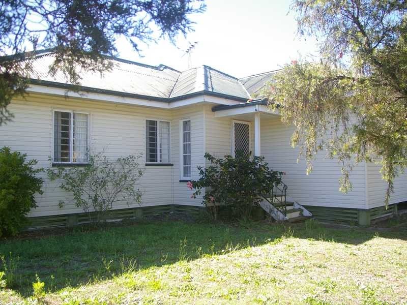 West Ipswich QLD 4305