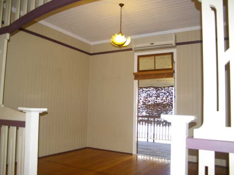 21 Pine Street, North Ipswich QLD 4305