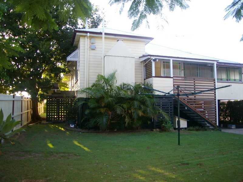 21 Pine Street, North Ipswich QLD 4305