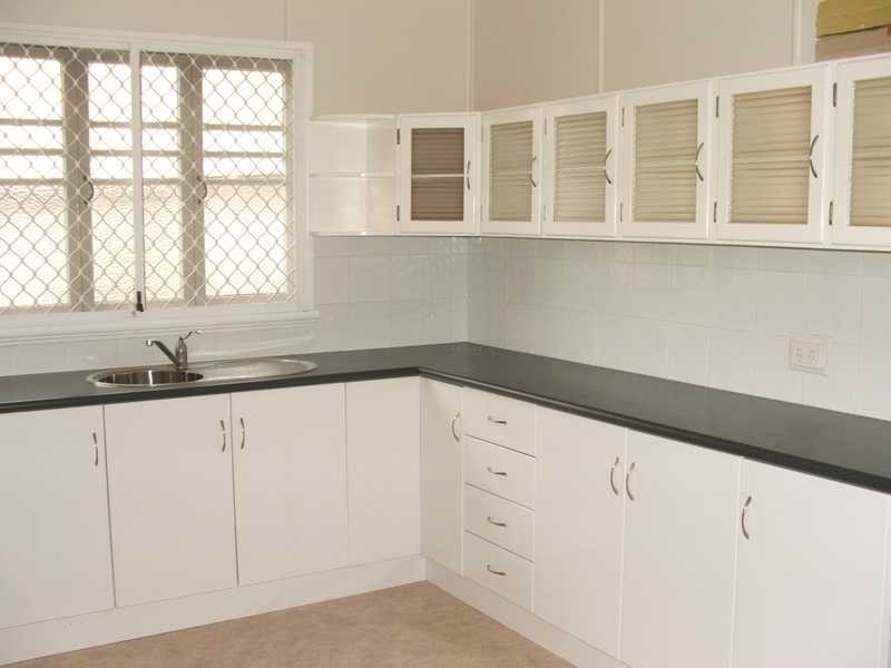 6 Joffre Street, Booval QLD 4304