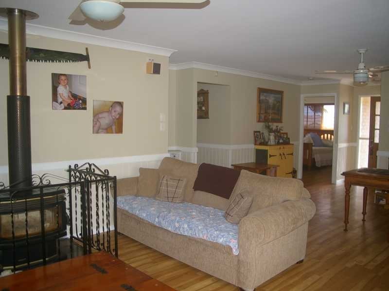 Flinders View QLD 4305