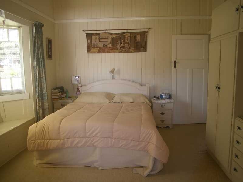 Silkstone QLD 4304