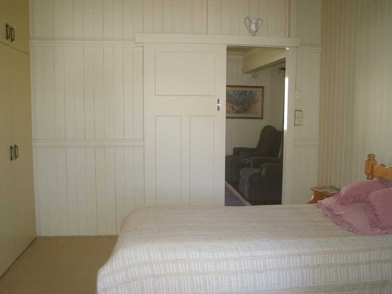 Silkstone QLD 4304