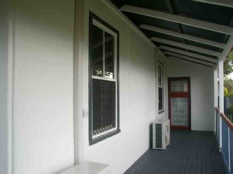 49 Lusitania Street, Newtown QLD 4305