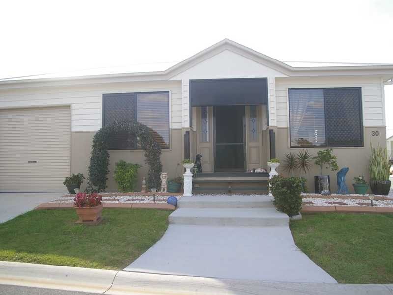 Villa 30/45 Sealy Street, Silkstone QLD 4304