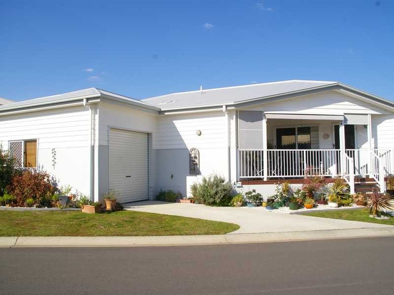 Villa 17/45 Sealy Street, Silkstone QLD 4304