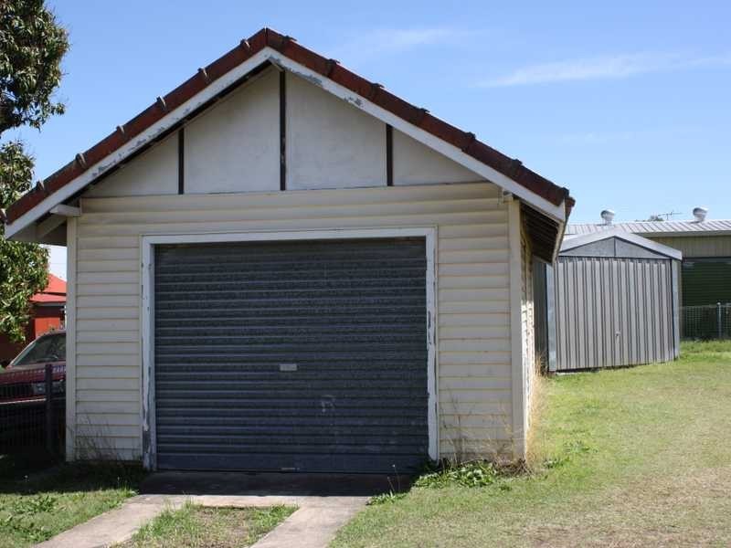 Silkstone QLD 4304