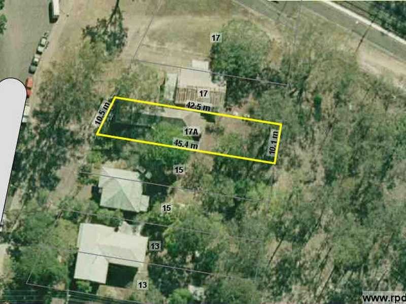 17 Station Road, Riverview QLD 4303