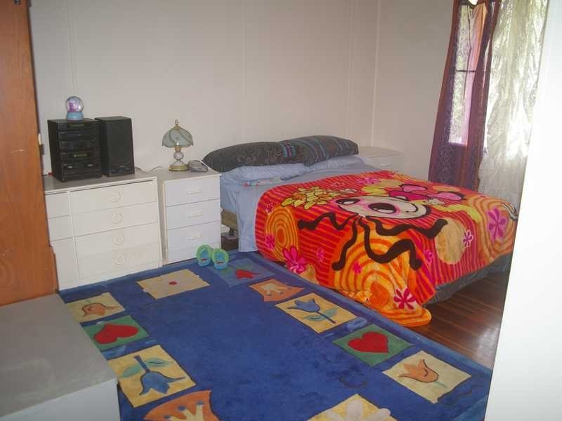 19 Coverack Street, Leichhardt QLD 4305