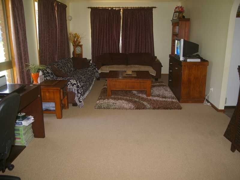 145 Adelong Ave, Thagoona QLD 4306