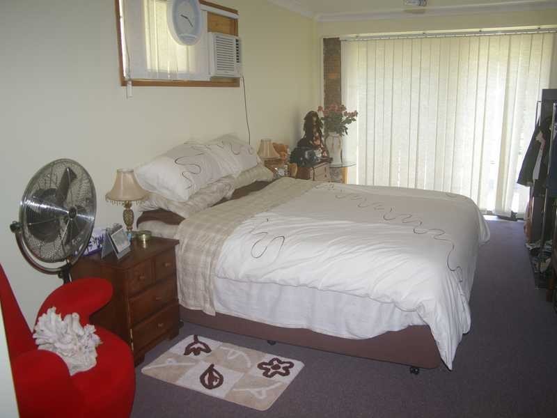 145 Adelong Ave, Thagoona QLD 4306