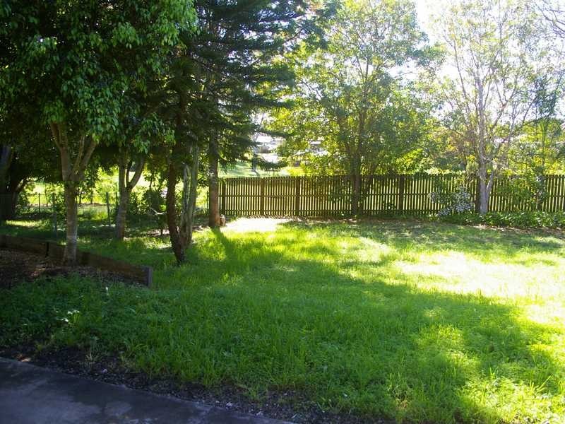 69 Bergin Street, North Booval QLD 4304