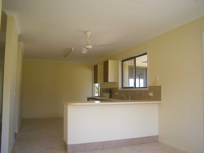 35 Cooinda Street, Eastern Heights QLD 4305