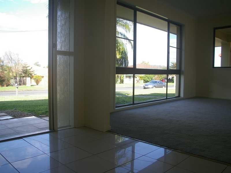 35 Cooinda Street, Eastern Heights QLD 4305