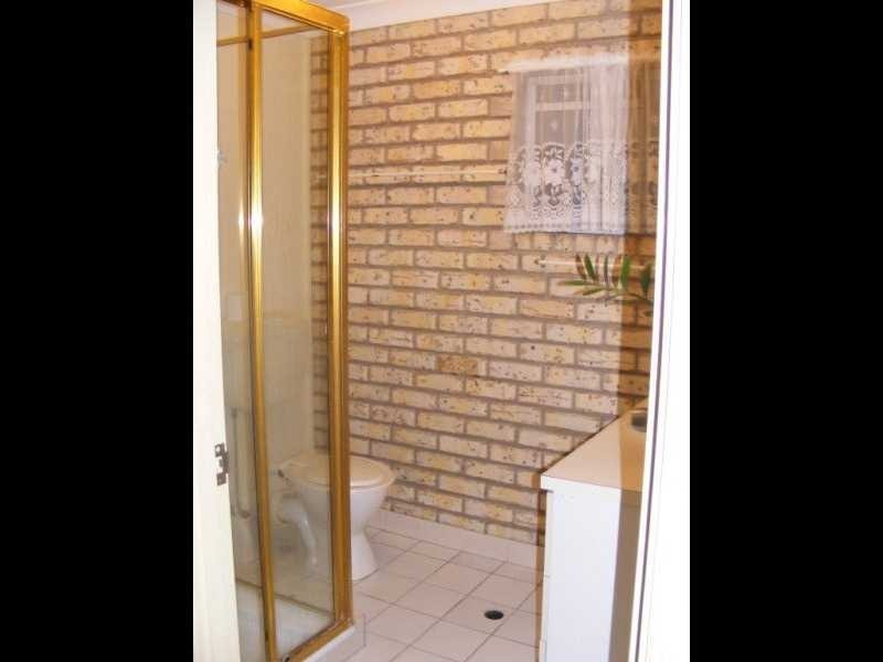 Unit 6/5 Duce Street, Bundamba QLD 4304