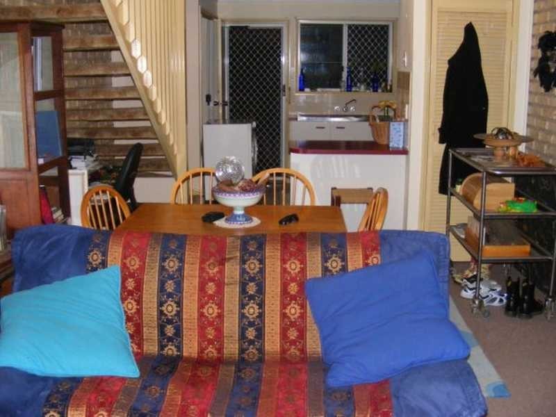 Unit 6/5 Duce Street, Bundamba QLD 4304