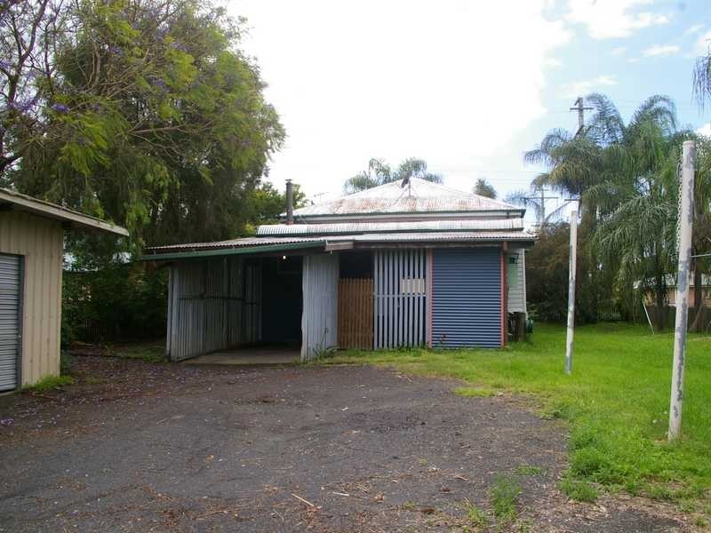 Silkstone QLD 4304