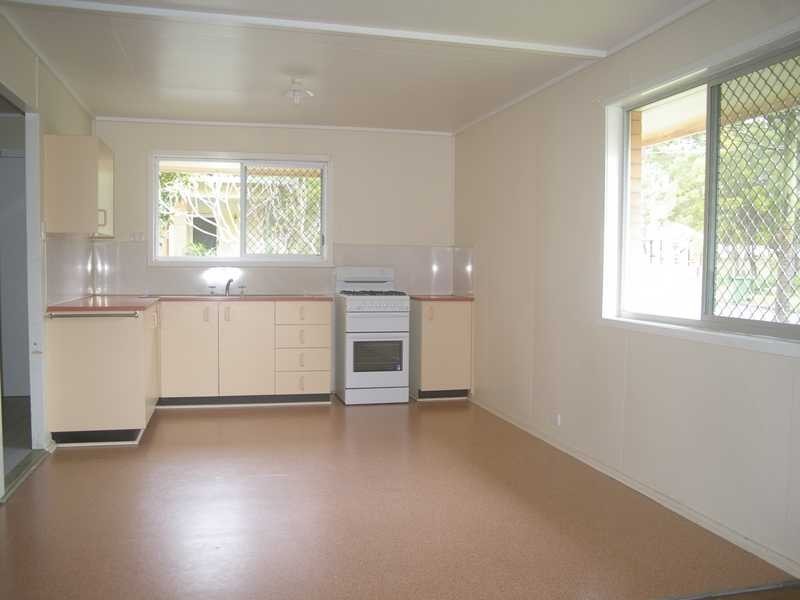 15 Brian Street, Riverview QLD 4303