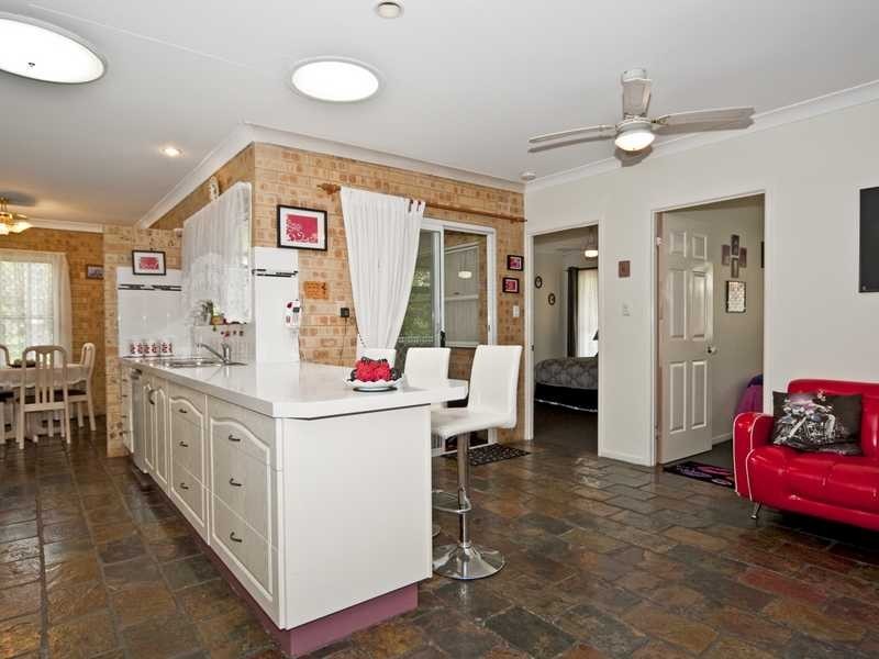 Unit 2/22 Bognuda Street, Bundamba QLD 4304