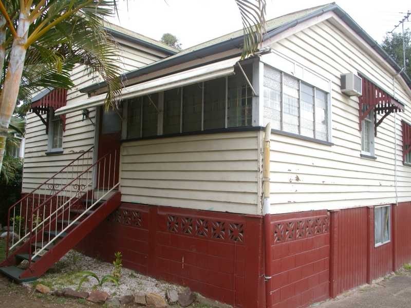 71 Warwick Road, Ipswich QLD 4305