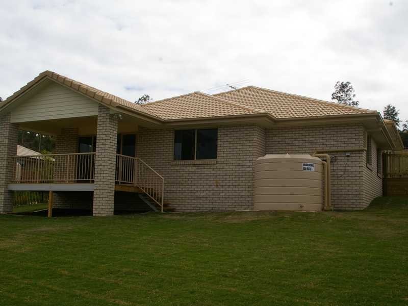 14 Barwell Street, Brassall QLD 4305