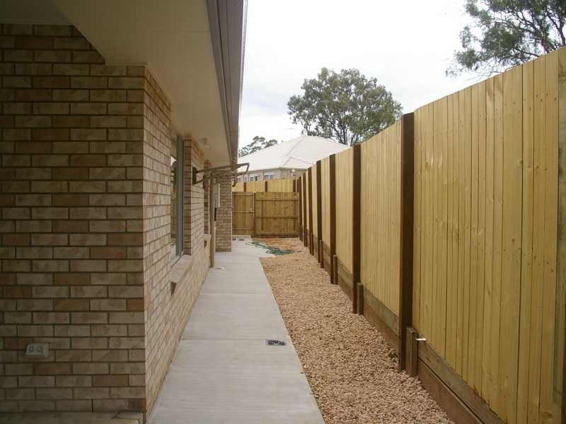 Unit 1 & 2 / 19 Ashfield Street, North Ipswich QLD 4305