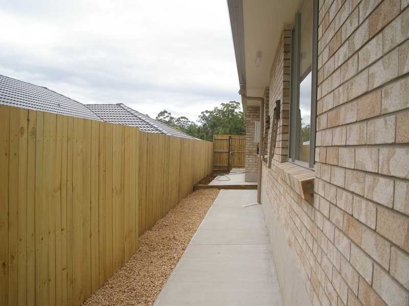 Unit 1 & 2 / 19 Ashfield Street, North Ipswich QLD 4305