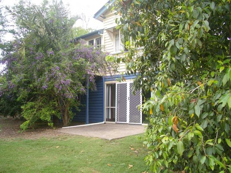 Barellan Point QLD 4306