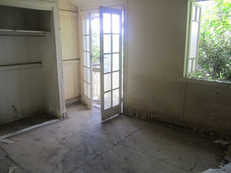 Barellan Point QLD 4306