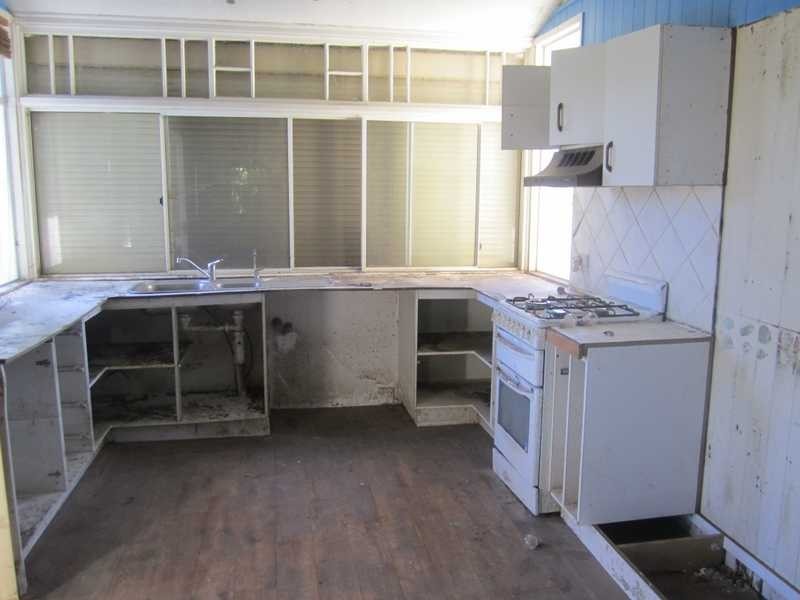 Barellan Point QLD 4306