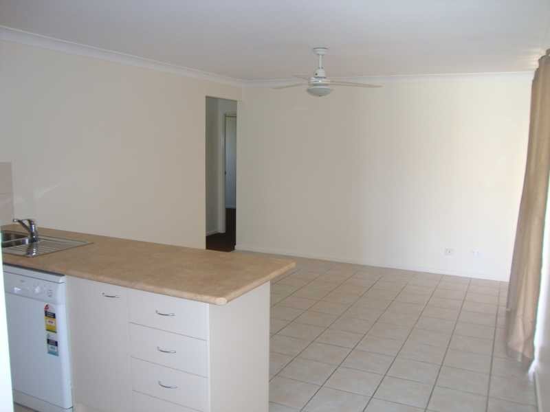 8 Glengarry Lane, Raceview QLD 4305