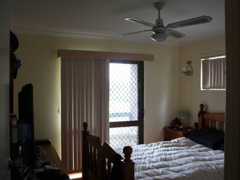 2 Midland Street, Yamanto QLD 4305